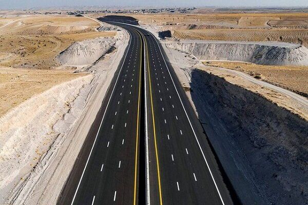 ساخت ۳۱۰۰ کیلومتر انواع راه‌ و کاهش ۵ درصدی تلفات ناشی از حوادث رانندگی در سال اول دولت چهاردهم