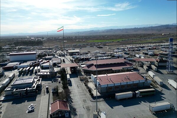 خدمات لجستیکی در در پایانههای مرزی کشور توسعه مییابد پایانه مرزی دوغارون