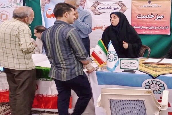 برپایی میز خدمت راه و شهرسازی شهرستان دشتستان