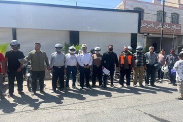ببینید|همایش طرح ارتقای ایمنی و اموزش راکبین موتورسیکلت ومدارس در روستای رضا آباد از توابع شهرستان ساوجبلاغ