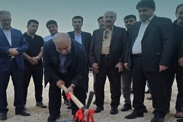 ع