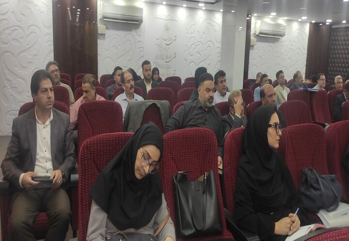 ببینید|جلسه برنامه عملیاتی و محدوده های دارای اولویت اقدام در راستای آیین نامه اجرایی طرح کلید به کلید در سطح استان تهران