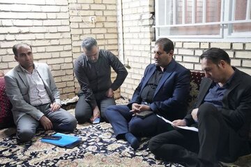 نشست صمیمانه مدیرکل و معاونین راه و شهرسازی استان اصفهان با رئیس و کارکنان اداره راه و شهرسازی شهرستان نطنز