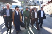 بازدید اعضای کمیسیون کشاورزی مجلس از بندر امام خمینی(ره)/ تأکید بر تقویت هماهنگی در توزیع نهاده‌های دامی