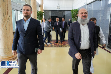 ببینید| ورود《جام کمال خان》وزیر فدرال بازرگانی جمهوری اسلامی پاکستان و هیات همراه به تهران