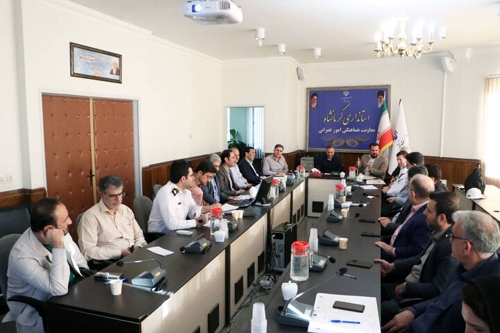 ویدیو| یکصد و یکمین جلسه کمیسیون ایمنی راه‌های استان کرمانشاه با حضور مسئولان استانی و دستگاه‌های خدمات‌رسان برگزار شد.