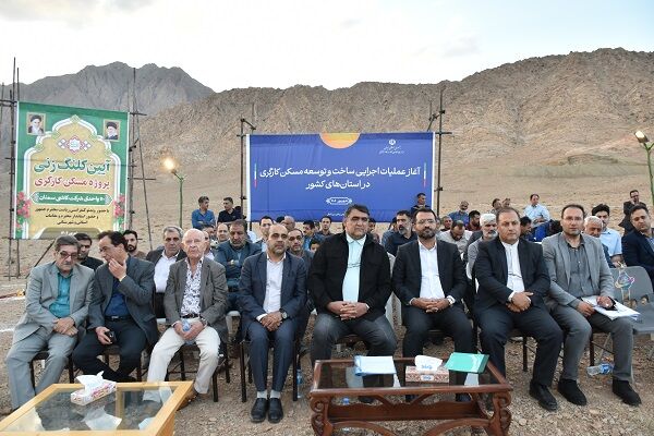 کلنگ زنی احداث واحد مسکونی در مهدیشهر