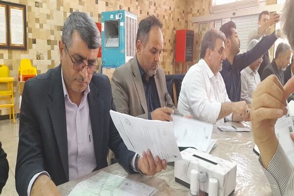 ببینید|برگزاری جلسه بررسی مشکلات رباط میاندشت با حضور مدیرکل راه و شهرسازی شرق استان سمنان (شاهرود)