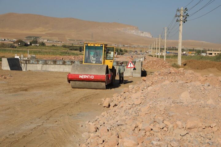 پیمان سپاری ۶ کیلومتر دیگر از محور سه راهی دارلک تا ترشکان در استان آذربایجان غربی عملیات راهسازی محور سهراهی دارلک تا ترشکان