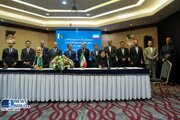 ببینید | مراسم امضای سند یادداشت تفاهم بیست و دومین کمیسیون مشترک همکاری های اقتصادی جمهوری اسلامی ایران و جمهوری اسلامی پاکستان