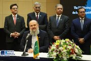 ببینید | مراسم امضای سند یادداشت تفاهم بیست و دومین کمیسیون مشترک همکاری های اقتصادی جمهوری اسلامی ایران و جمهوری اسلامی پاکستان