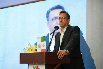 امینت کامل راه های فارس در ایام اربعین / خدمت رسانی به زائران حسینی نشانه دلبستگی به سیدالشهداست / اجرای نهضت ایمن سازی در مسیرهای ارتباطی فارس