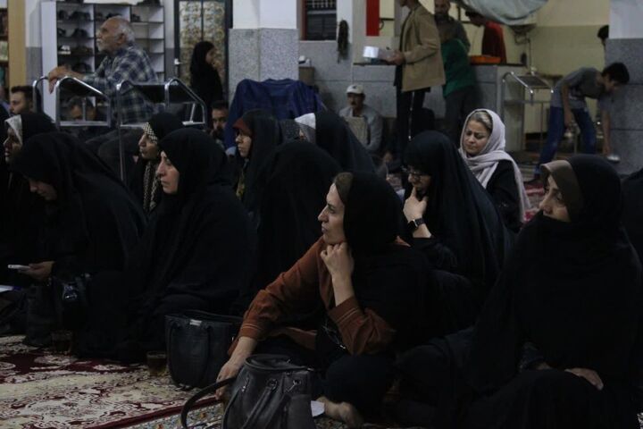 ببینید | دیدار چهره به چهره مدیرکل راه و شهرسازی خراسان شمالی در مسجد صاحب الزمان بجنورد