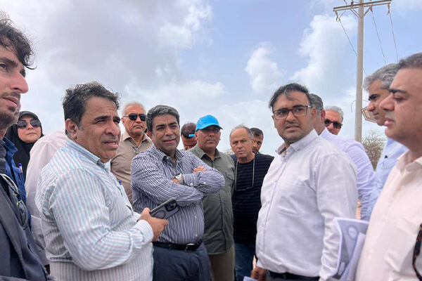 بازدید معاون عمرانی استاندار از پروژه رینگ جزیره هرمز بازدید معاون عمرانی استاندار از پروژه رینگ جزیره هرمز