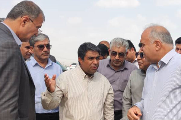 بازدید مسئولان استان هرمزگان از پل کروئیه و سهراهی کهورستان بازدید مسئولان استان از پل کروئیه و سهراهی کهورستان؛ پیگیری جدی پروژههای عمرانی هرمزگان