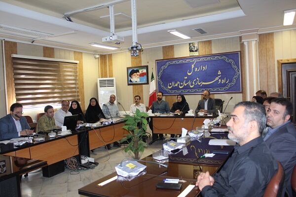 بررسی طرح جامع تفصیلی شهر جوکار در جلسه کارشناسی کارگروه امور زیربنایی