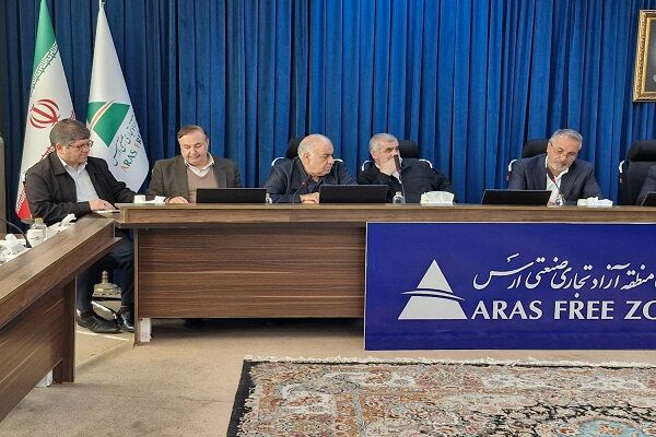 نشست اعضای کمیسیون عمران مجلس با مدیرعامل راه آهن بازدید