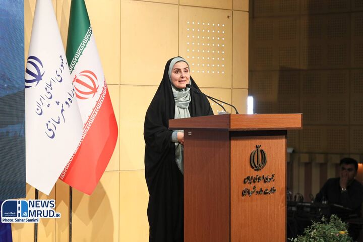 اربعین نماد هم‌افزایی ملی در برابر استکبار است / مصوبه واردات ۲ هزار اتوبوس برای اربعین سال آینده