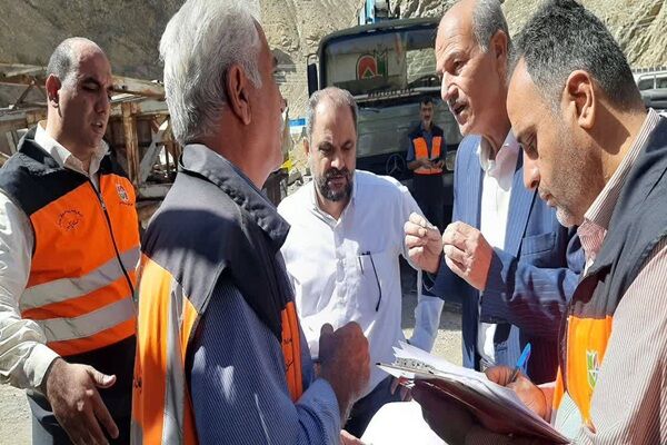 ببینید|بازدید معاون راهداری البرز از راهدارخانه‌ها و ماشین‌آلات گچسر