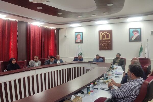 بررسی ظرفیت ها و زیرساخت های فرهنگی، اجتماعی و ورزشی شهر جدید صدرا جلسه
