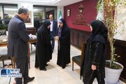 ببینید | دیدار مرضیه وحید دستجردی و فرزانه صادق در ساختمان دادمان