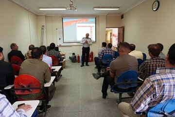 ویدئو| برگزاری دوره آموزشی آشنایی با مبنی آتشنشانی در استان همدان