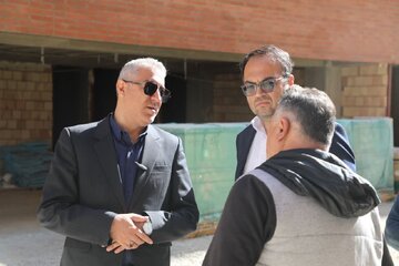 بازدید مدیرکل راه و شهرسازی آذربایجان‌غربی از طرح‌های نهضت ملی مسکن در شهرستان ارومیه