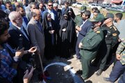 ببینید | بازدید وزیر راه و شهرسازی از پروژهای مسکن حمایتی ۶۲۵ واحدی و ۲۰۰ واحدی در رشت
