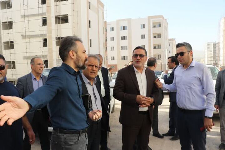 بازدید نماینده مردم زنجان و طارم در مجلس از پروژههای نهضت ملی مسکن استان ل