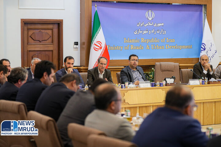 ببینید |نشست تخصصی پایش طرح‌های مسکن به میزبانی معاونت مسکن و ساختمان وزارت راه و شهرسازی