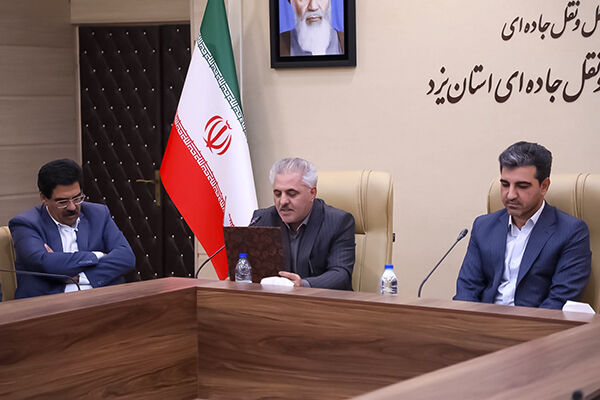 ضرب‌الاجل سه ماهه مدیرکل راهداری یزد برای ایمنی، رفع نواقص و خرابی راه‌ها