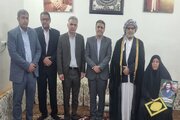 ببینید | دیدار مدیرکل راه و شهرسازی خوزستان با خانواده همکار شهید حسن زهیری