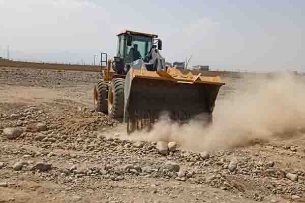 پیشرفت ۲۰ درصدی آمادهسازی سایت نارنج در چارچوب نهضت ملی مسکن  جنوب کرمان جیرفت
