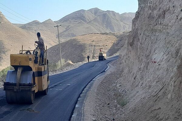آسفالت محور روستایی کلاته شامیر – ریزه در شهرستان فاروج استان خراسان شمالی