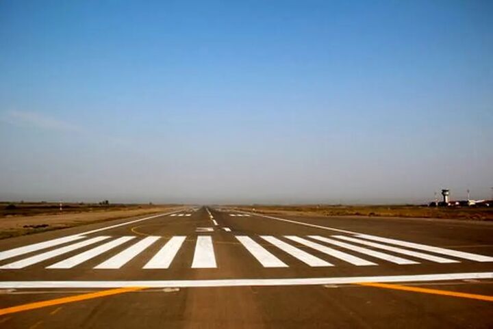 سطوح پروازی فرودگاه سبزوار خط کشی شد خط کشی فرودگاه