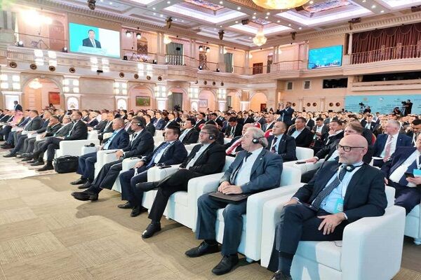 عزم ایران برای فعال سازی جاده ابریشم ریلی شاخه جنوبی یک کمربند و یک راه