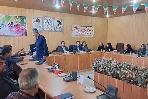 تخصیص زمین به ۳۰ خانوار حائز شرایط جوانی جمعیت در شهر دهق  اصفهان