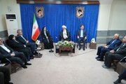 ببینید |  دیدار وزیر راه و شهرسازی با نماینده ولی‌فقیه در استان بوشهر