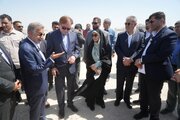 ببینید | بازدید وزیر راه و شهرسازی از پروژه‌های مسکن و بیمارستان بوشهر