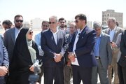 ببینید | بازدید وزیر راه و شهرسازی از پروژه‌های مسکن و بیمارستان بوشهر
