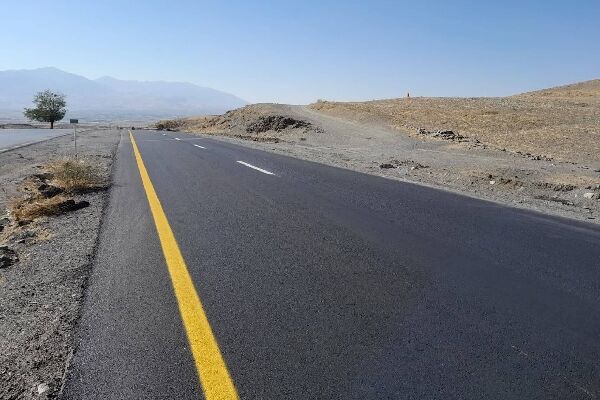 اجرای ۳۳ کیلومتر خط کشی در محور های مواصلاتی شهرستان بروجرد خط کشی