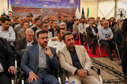 آزادراه شیراز - اصفهان نقش هدایت ترانزیت از مرکز به جنوب را بر عهده دارد