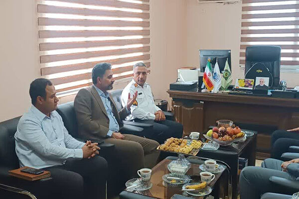 تأکید بر تعامل راه و شهرسازی و پلیس راه جنوب کرمان در اجرای پروژههای عمرانی جنوب کرمان 24
