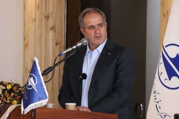 ۹۰ هزار کیلومتر راه هوایی زیر پوشش خدمات ناوبری هوایی ایران است/ باند فرودگاه بم پذیرای هواپیماهای کارگو و پهن پیکر