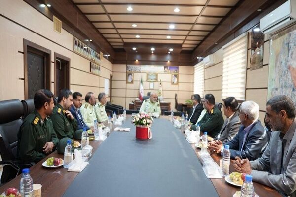 دیدار مدیرکل فرودگاههای سیستان و بلوچستان با فرمانده انتظامی  به مناسبت هفته فراجا سیستان