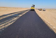 آغاز اجرای عملیات آسفالت راه روستایی قوامیه بخش دیهوک در خراسان جنوبی