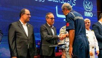 گرامیداشت روز جهانی دریانوردی در بندر بوشهر/ فعالیت ۱۴۶ هزار دریانورد ایرانی در ناوگان داخلی و بین‌المللی