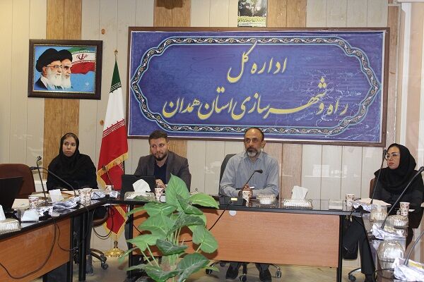 بررسی پرونده‌های شهرسازی چهار شهرستان استان همدان در کمیسیون ماده ۵
