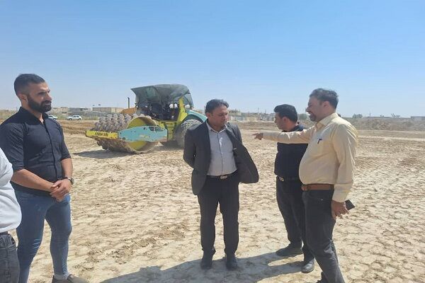 اخذ ۱۳۰۰ فقره سند تک برگ اراضی دولتی شهرستان هندیجان