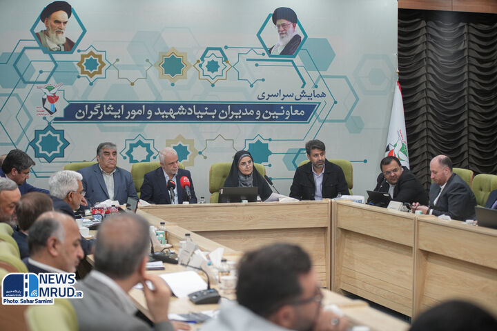 تأکید وزیر راه و شهرسازی بر اجرای بخشنامه‌های تأمین مسکن ایثارگران